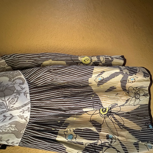 Women’s Size 4 Cream+Blue Retro CAbi Treasure Skirt - Picture 8 of 8